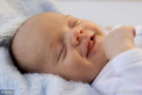 睡觉磨牙的原因(少儿睡觉磨牙的原因及治疗方法)