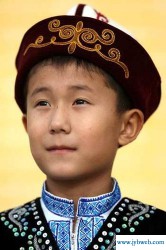 柯尔克孜族网站(柯尔克孜族美女)