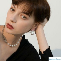 laraine(laraine花仙子怎么读)