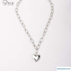 laraine(laraine花仙子怎么读)