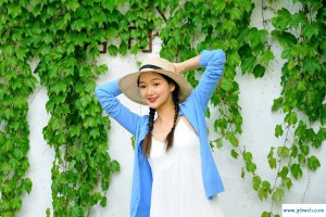 调皮女孩(调皮女孩卡通图片)