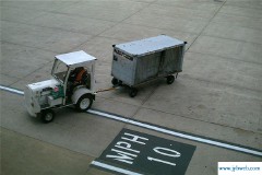 梦见要搬家(梦见要搬家但还没搬走)