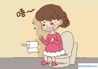 梦到拉肚子(梦到拉肚子弄到身上)