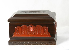 梦到骨灰盒(周公解梦女人做梦梦到骨灰盒)