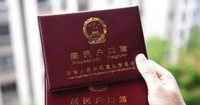 操先生(操先生,刘小姐英文)