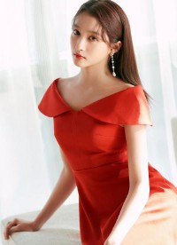 妩媚女生(妩媚女生微信头像)