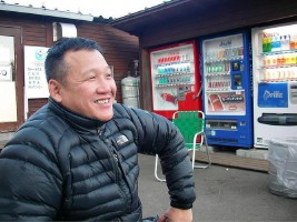 郑锦荣(锦荣郑风里)