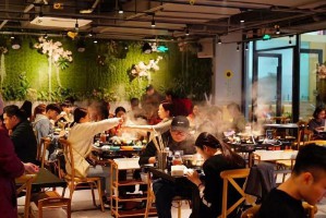 欢欣鼓舞的意思(欢欣鼓舞的意思近义词反义词)