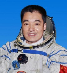 航天员的名字都有谁?( 神舟8号的宇航员是谁）