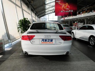 12年奥迪a7二手车价格(奥迪q7新车价格)-第5张图片-港口车