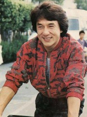 功夫巨星成龙是如何炼成的（成龙到底会不会功夫 ）