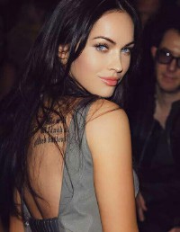 女孩名字英文寓意好（女孩英文名字大全及寓意 ）