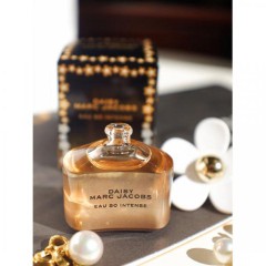 香水品牌排行榜前十名女士（ 最好的女士香水品牌 ）