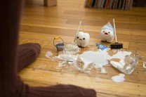 梦见牙齿掉了是什么征兆 女人（ 已婚女人梦到自己掉牙不流血 ）