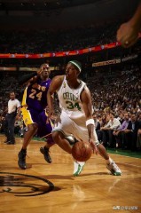 2008年nba篮球联赛（nbalive19安卓手机版）