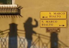 梦见迷路了是什么预兆（ 梦见迷路周公解梦原版 ）