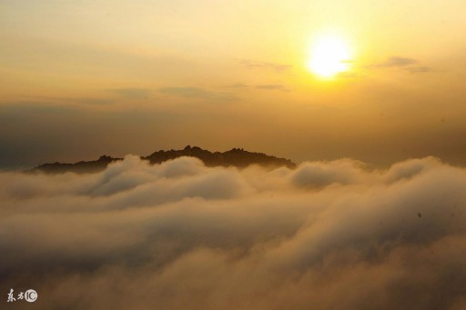 梦见死人和棺材预示着什么（ 梦到很多死人和棺材是什么意思 ）