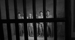 梦见被追杀是什么征兆（ 梦见和别人一起逃跑躲藏 ）