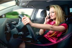 梦见车被偷了是什么意思（梦到自己停放的车被偷了）