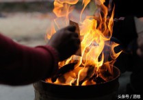 梦见烧纸钱是什么意思（女人梦见烧纸什么预兆）