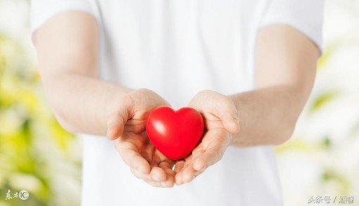 梦见金戒指（女人梦见金戒指是什么意思）