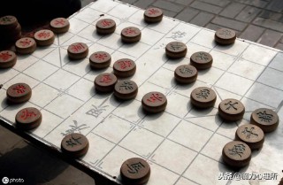梦见下棋是什么意思（ 梦到朋友们下棋什么意思 ）