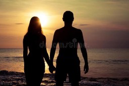 梦到和异性在一起什么意思（ 晚上梦见跟异性男生睡一块 ）