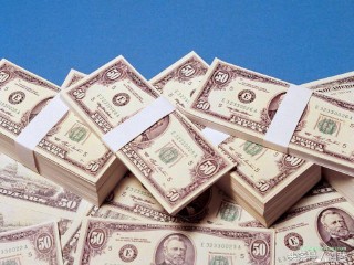 梦到捡钱是什么意思（ 梦见我自己拿了别人的钱 ）