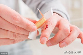 周公解梦梦见血是什么预兆（ 女人梦见什么是吉兆 ）