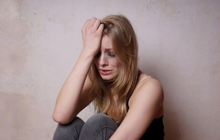 梦到已故的亲人是什么意思（ 梦到死去的亲人预示着什么）