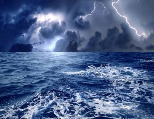 做梦梦见过桥好不好（梦见过桥下面全是水）